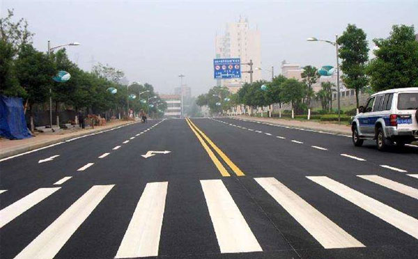 岳普湖标线涂料在岳普湖环氧地坪项目中的选择与应用